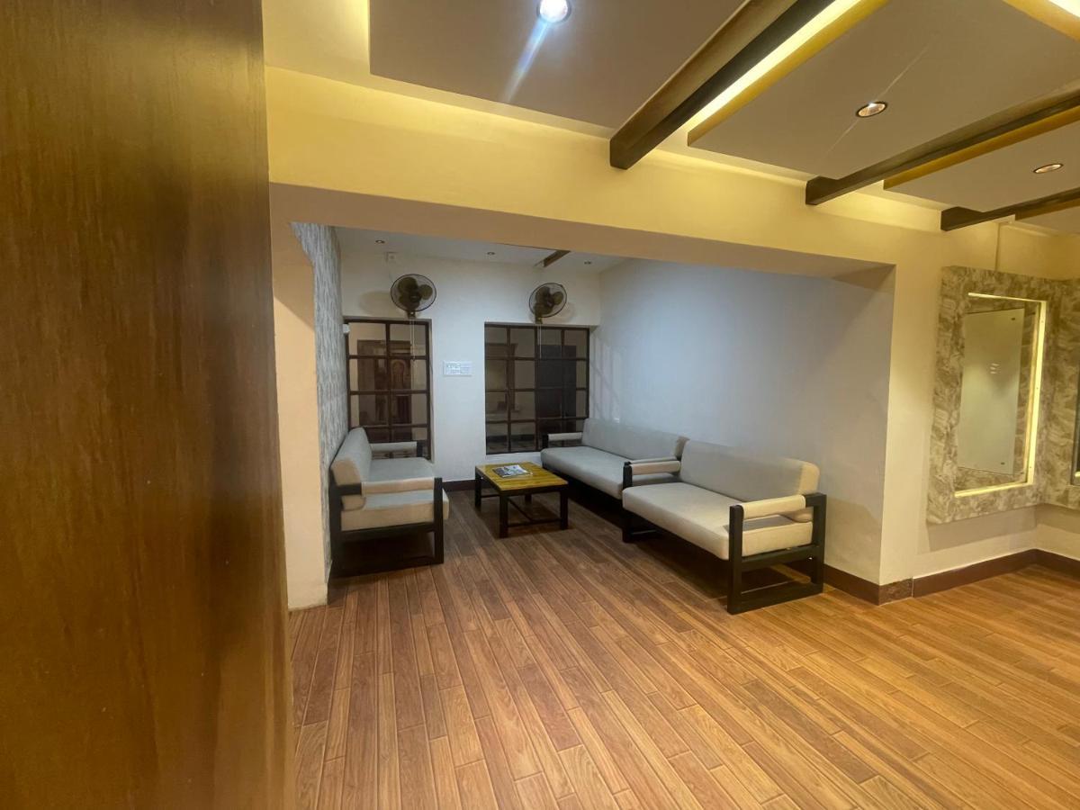Sj Grand Hotell Coimbatore Eksteriør bilde