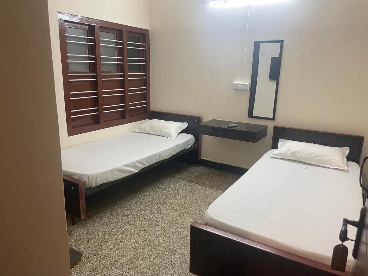 Sj Grand Hotell Coimbatore Eksteriør bilde
